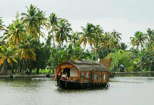 kerala onebedroom houseboat